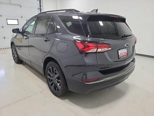 Gray 2023 Chevrolet Equinox RS