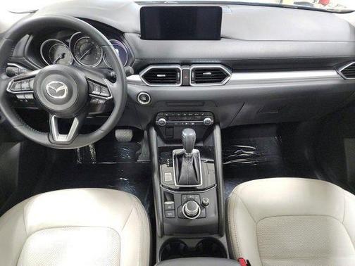 2022 Mazda CX-5 2.5 S Preferred Package