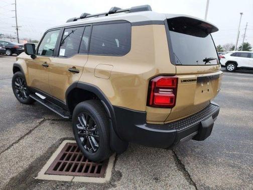 2026 Toyota Land Cruiser Base