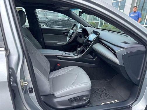 2020 Toyota Avalon Hybrid Limited