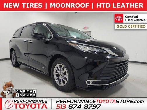 2021 Toyota Sienna XLE