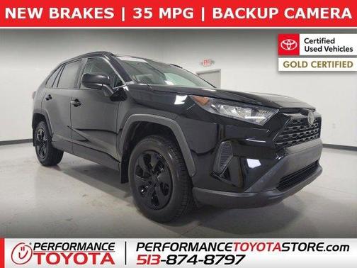 2020 Toyota RAV4 LE