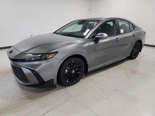 Metal 2026 Toyota Camry SE