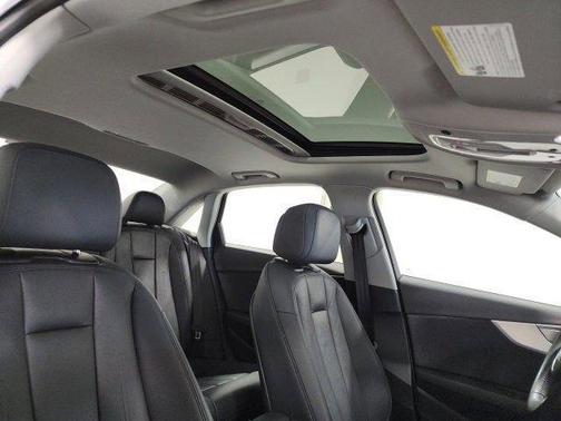 2017 Audi A4 Season of Audi Premium