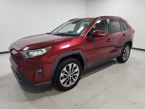 2020 Toyota RAV4 XLE Premium