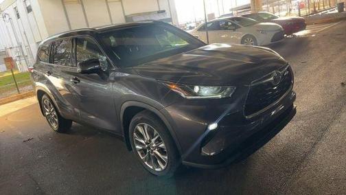 2023 Toyota Highlander Limited