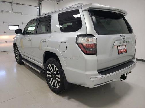 Classic Silver Metallic 2017 Toyota 4Runner Limited