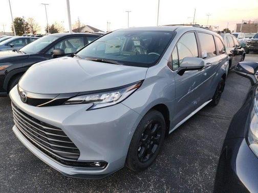 2026 Toyota Sienna Woodland Edition