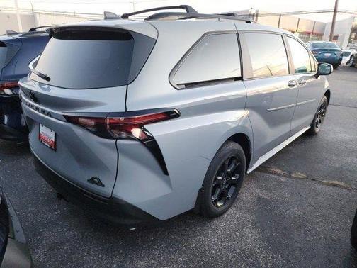 2026 Toyota Sienna Woodland Edition