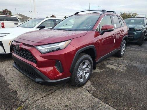 2025 Toyota RAV4 Hybrid XLE