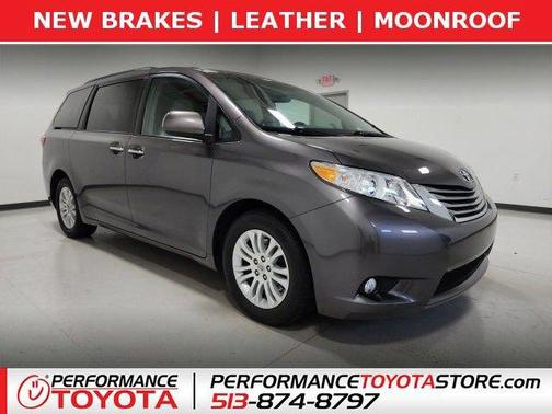 2015 Toyota Sienna XLE