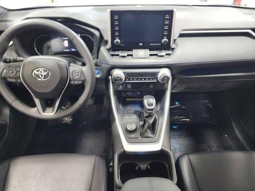 2020 Toyota RAV4 Hybrid XSE