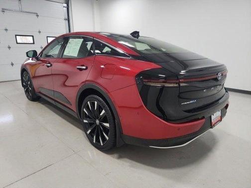 2023 Toyota Crown Platinum