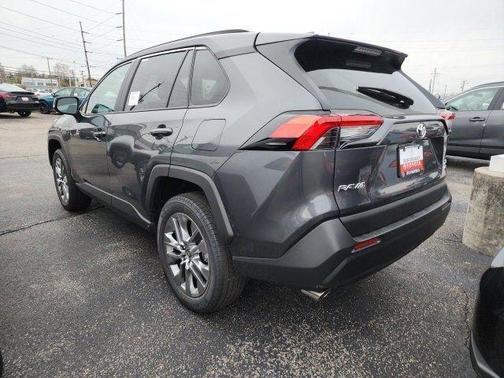 2025 Toyota RAV4 XLE Premium