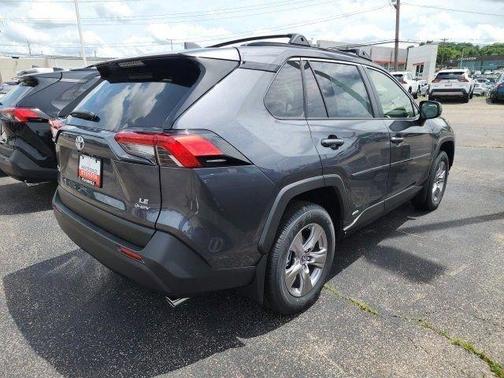 2025 Toyota RAV4 Hybrid LE