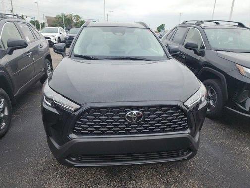 2025 Toyota Corolla Cross LE