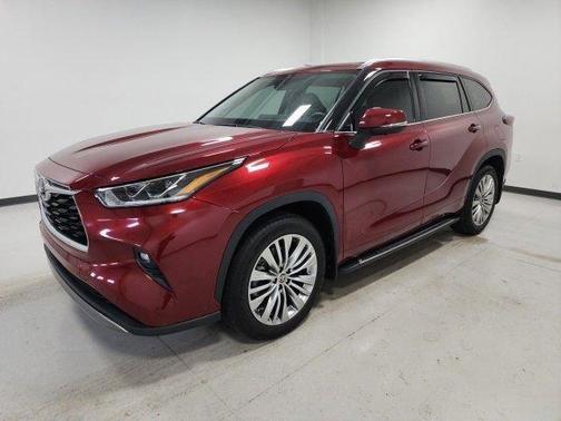 2024 Toyota Highlander Platinum