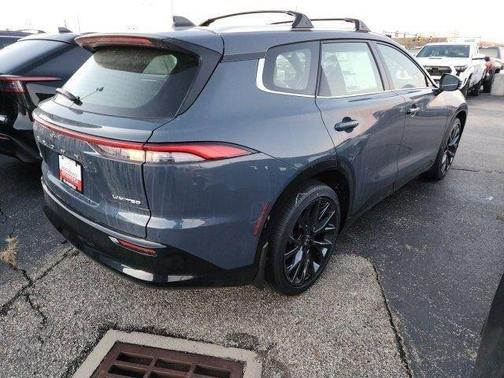 2025 Toyota Crown Signia Limited