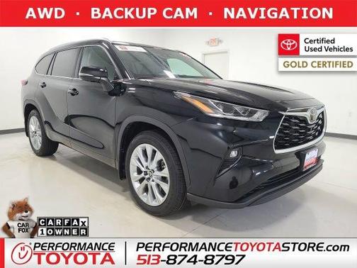 Midnight Black Metallic 2024 Toyota Highlander Limited