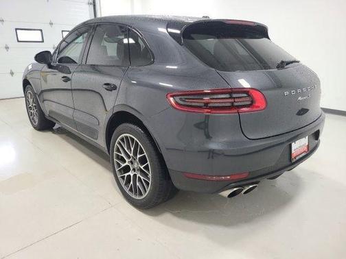 Agate Gray Metallic 2018 Porsche Macan S