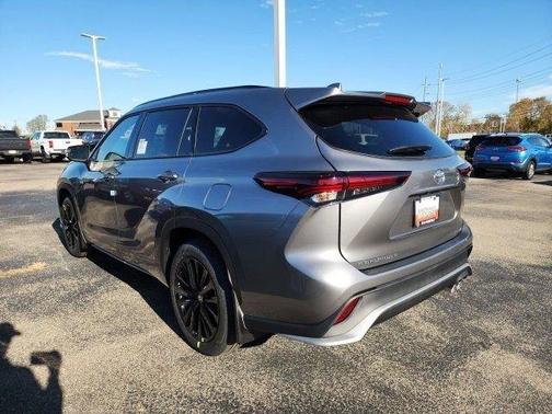 2026 Toyota Highlander Limited