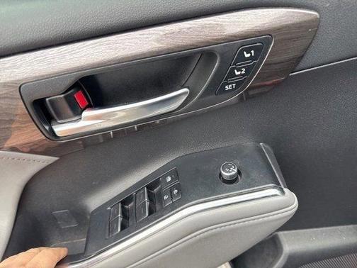 2022 Toyota Highlander Hybrid Limited