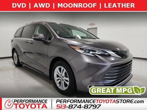 2022 Toyota Sienna Platinum 7 Passenger