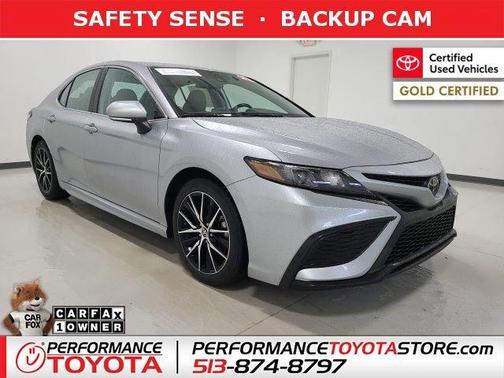 Celestial Silver Metallic 2024 Toyota Camry SE