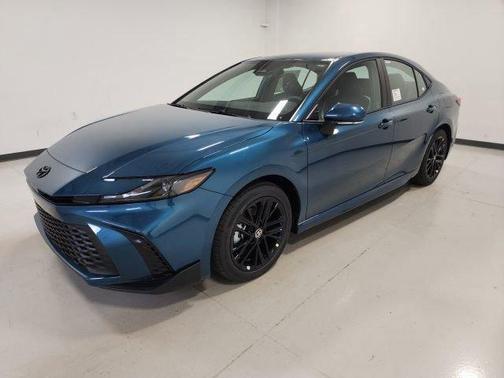 Ocean 2026 Toyota Camry SE