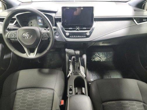 2024 Toyota Corolla Hatchback SE