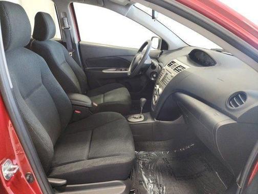 2010 Toyota Yaris Base