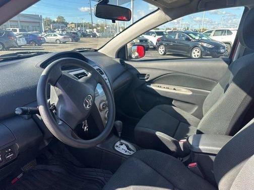 2010 Toyota Yaris Base