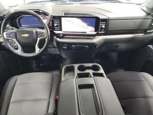 Black 2022 Chevrolet Silverado 1500 LT
