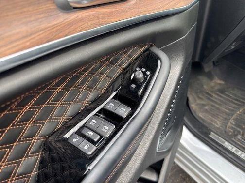 2022 Jeep Grand Cherokee 4xe Summit