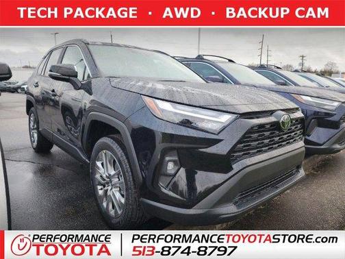 2025 Toyota RAV4 XLE Premium