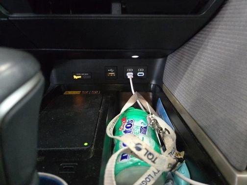 UNDERGROUND 2025 Toyota Camry SE