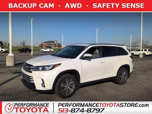 Blizzard Pearl 2019 Toyota Highlander XLE