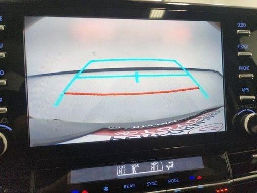 2022 Toyota Sienna XSE 7 Passenger