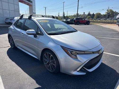 2022 Toyota Corolla Hatchback XSE