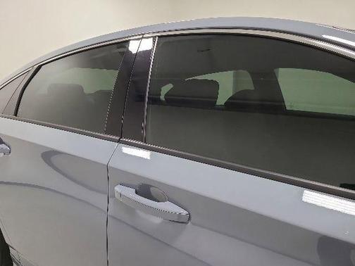 Sonic Gray Pearl 2022 Honda Accord Hybrid Sport