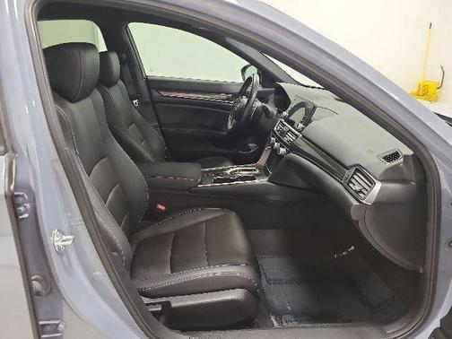 Sonic Gray Pearl 2022 Honda Accord Hybrid Sport