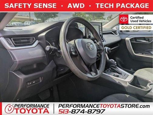 2022 Toyota RAV4 Hybrid XLE