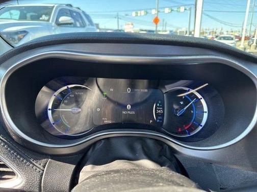 2018 Chrysler Pacifica Hybrid Limited