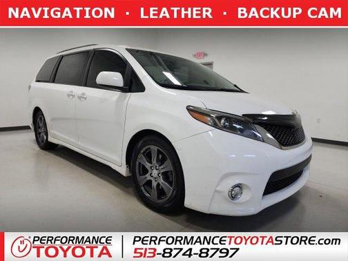 2017 Toyota Sienna SE