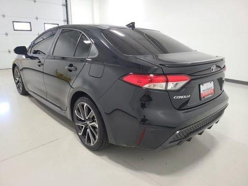 Black Sand Pearl 2022 Toyota Corolla SE