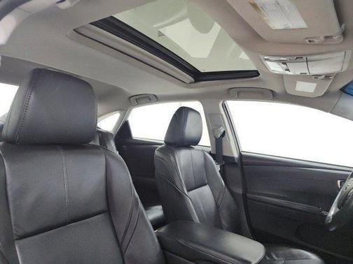 2014 Toyota Avalon XLE