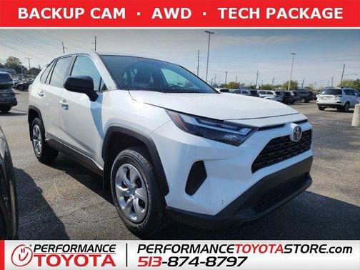 2025 Toyota RAV4 LE