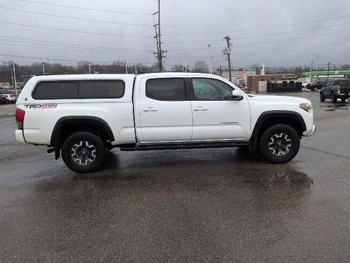 2017 Toyota Tacoma TRD Sport
