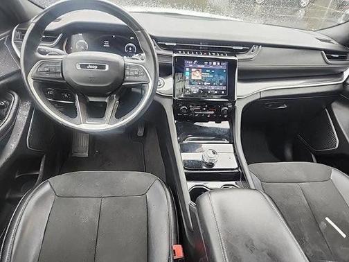 2021 Jeep Grand Cherokee L Laredo