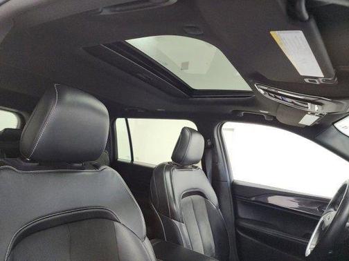 2021 Jeep Grand Cherokee L Laredo